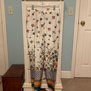 zara floral patterned trousers
size xs (us 24-25)